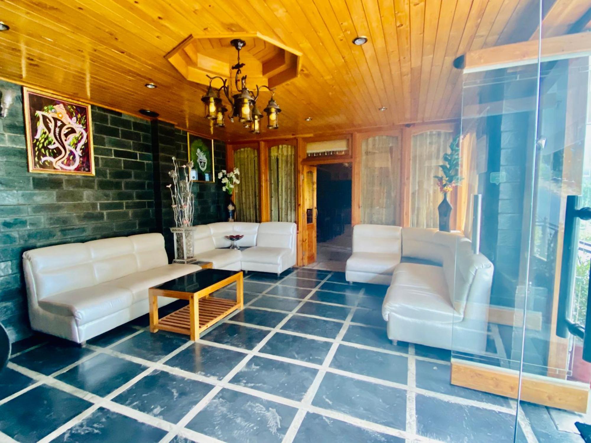 Hotel Hollywood Manali - Scenic River & Mountain View With Premium Rooms Bagian luar foto