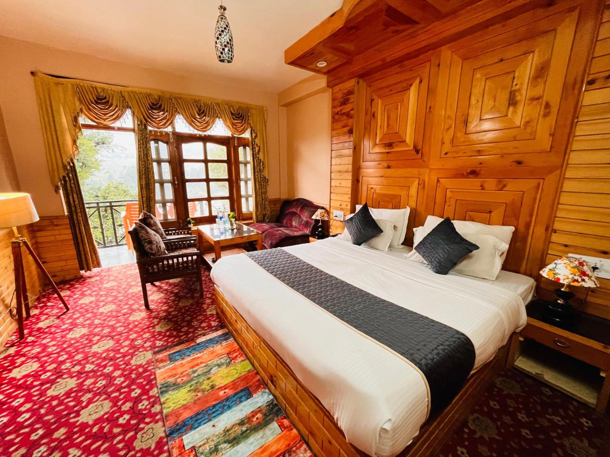 Hotel Hollywood Manali - Scenic River & Mountain View With Premium Rooms Bagian luar foto